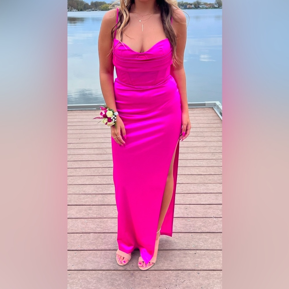 Lucy in the Sky Satin Hot Pink Long Prom Homecoming Event Dress Size Medium